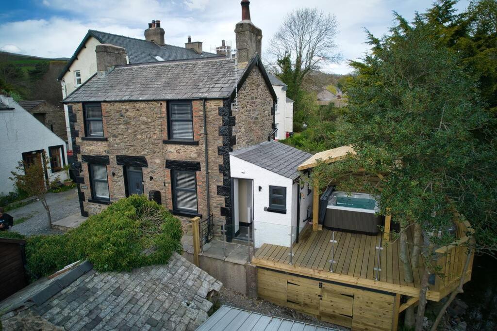 Luxurious Cottage With Hot Tub, Lake District Duddon Екстер'єр фото