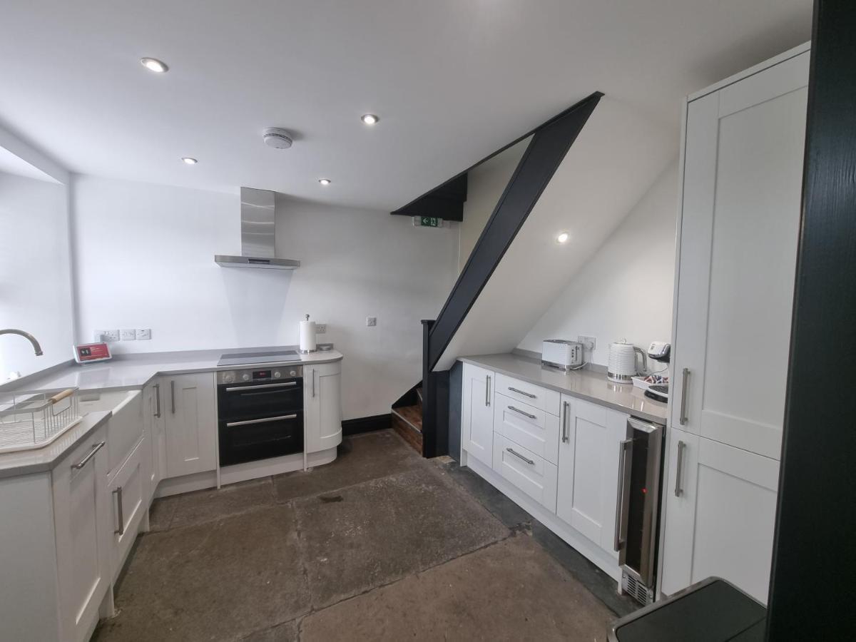 Luxurious Cottage With Hot Tub, Lake District Duddon Екстер'єр фото