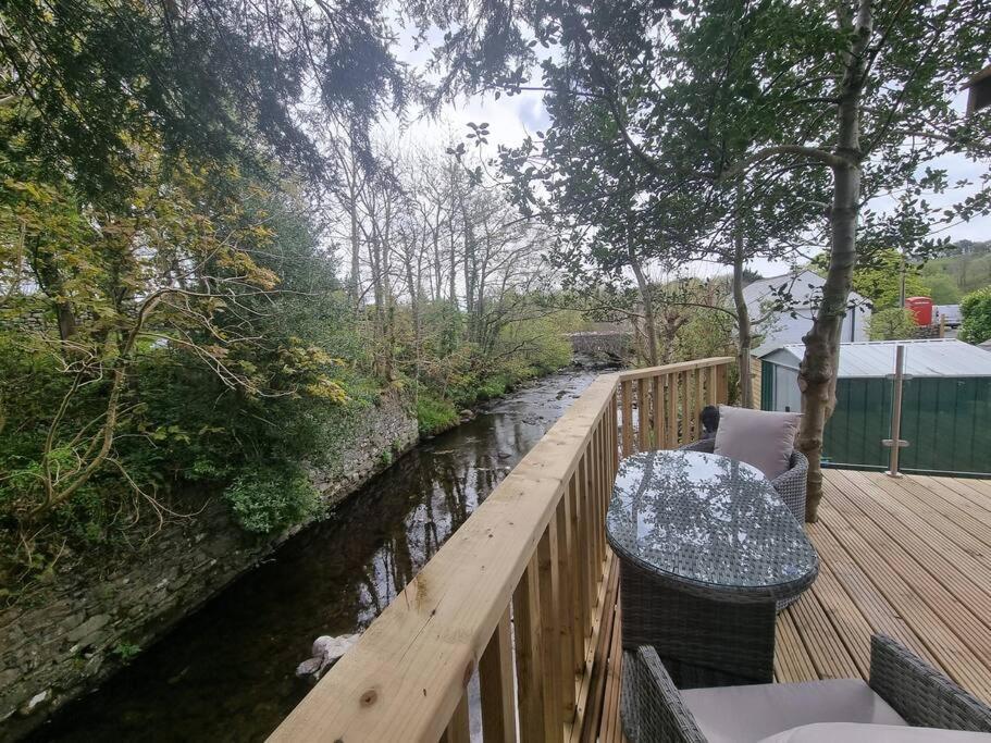 Luxurious Cottage With Hot Tub, Lake District Duddon Екстер'єр фото