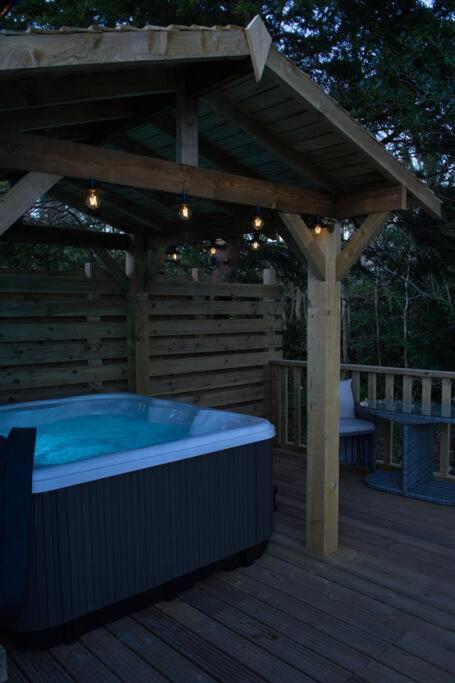 Luxurious Cottage With Hot Tub, Lake District Duddon Екстер'єр фото