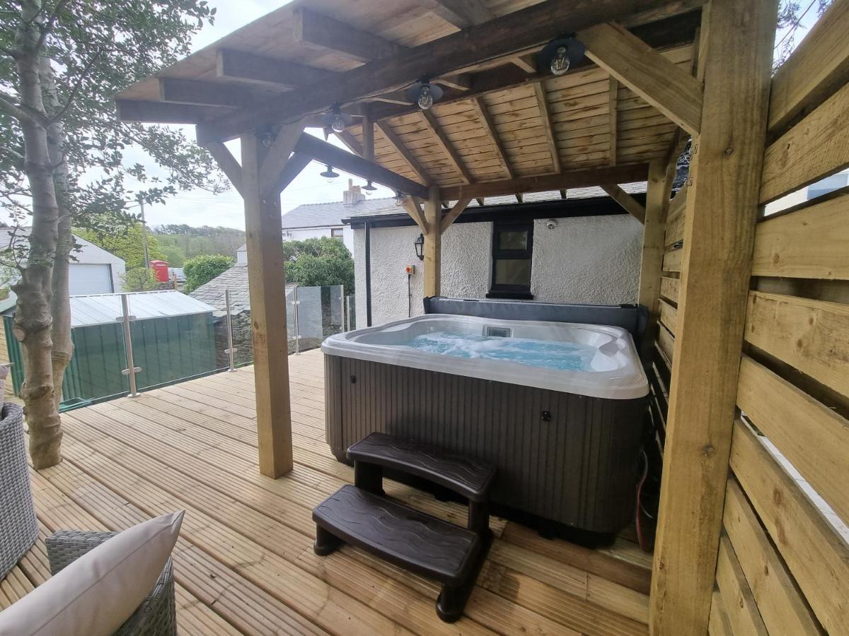 Luxurious Cottage With Hot Tub, Lake District Duddon Екстер'єр фото